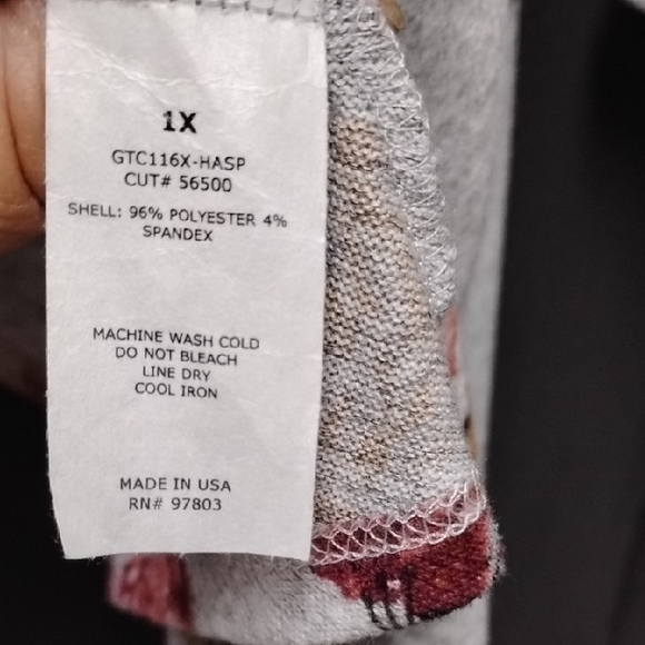 Green Envelope Floral Long Sleeve Top - Gray and Red - Picture 3 of 7